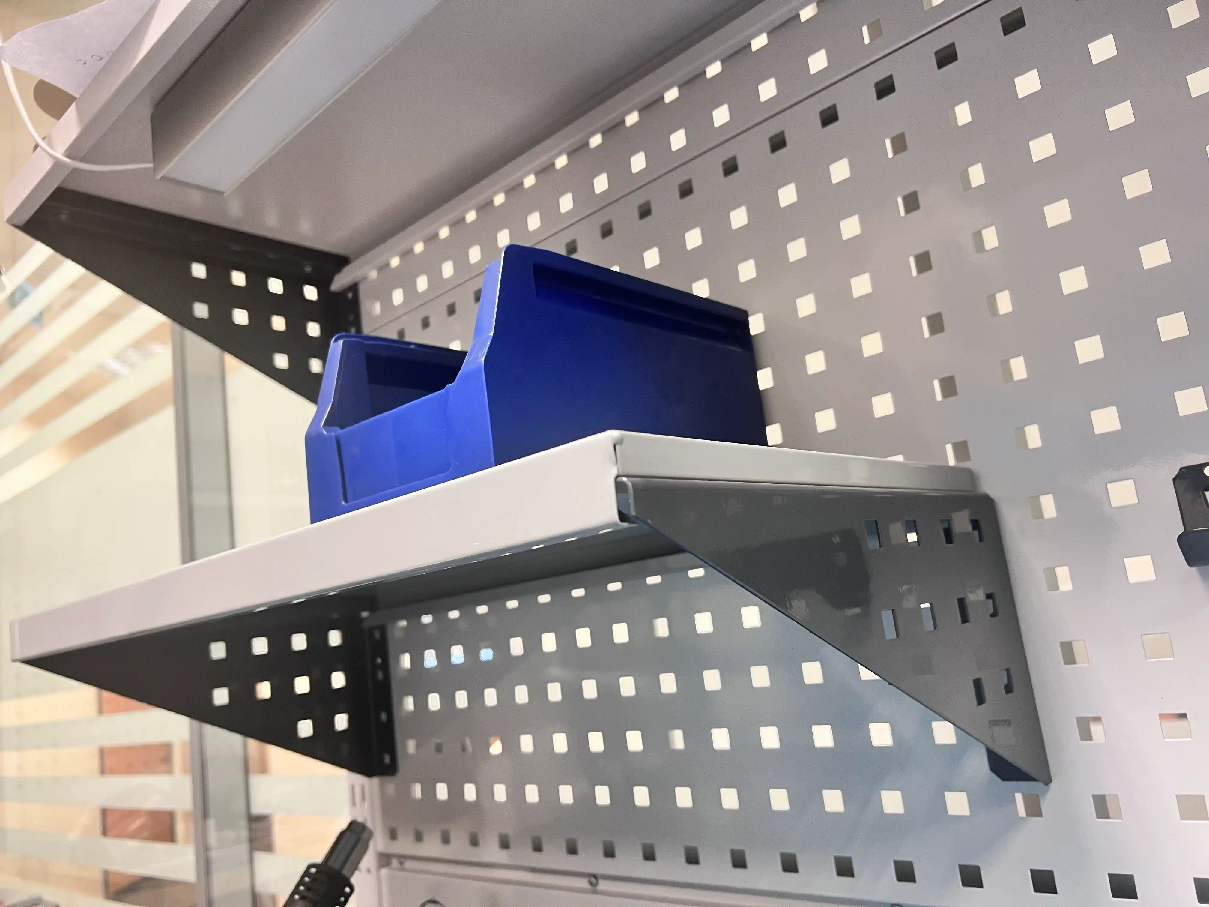 CTR 1232.S37.3-1 Верстак слесарный 1670x1193x743 мм