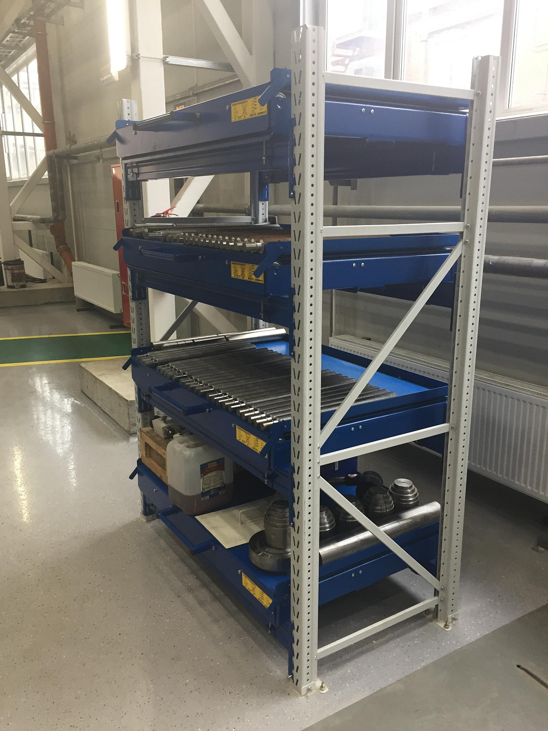 ER-00031113 Стеллаж с выкатными платформами S-HEAVY 1000/900 (4 яруса хранения)