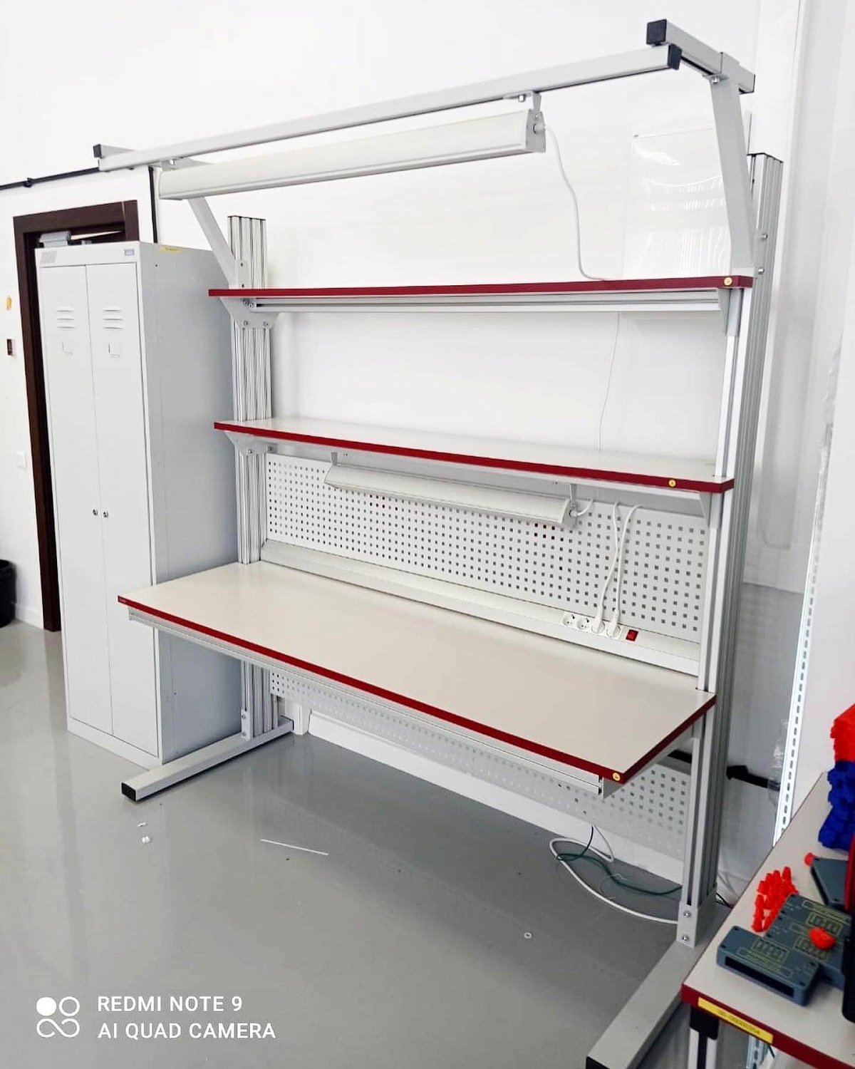 Стол промышленный из конструкционного профиля СПД-КП