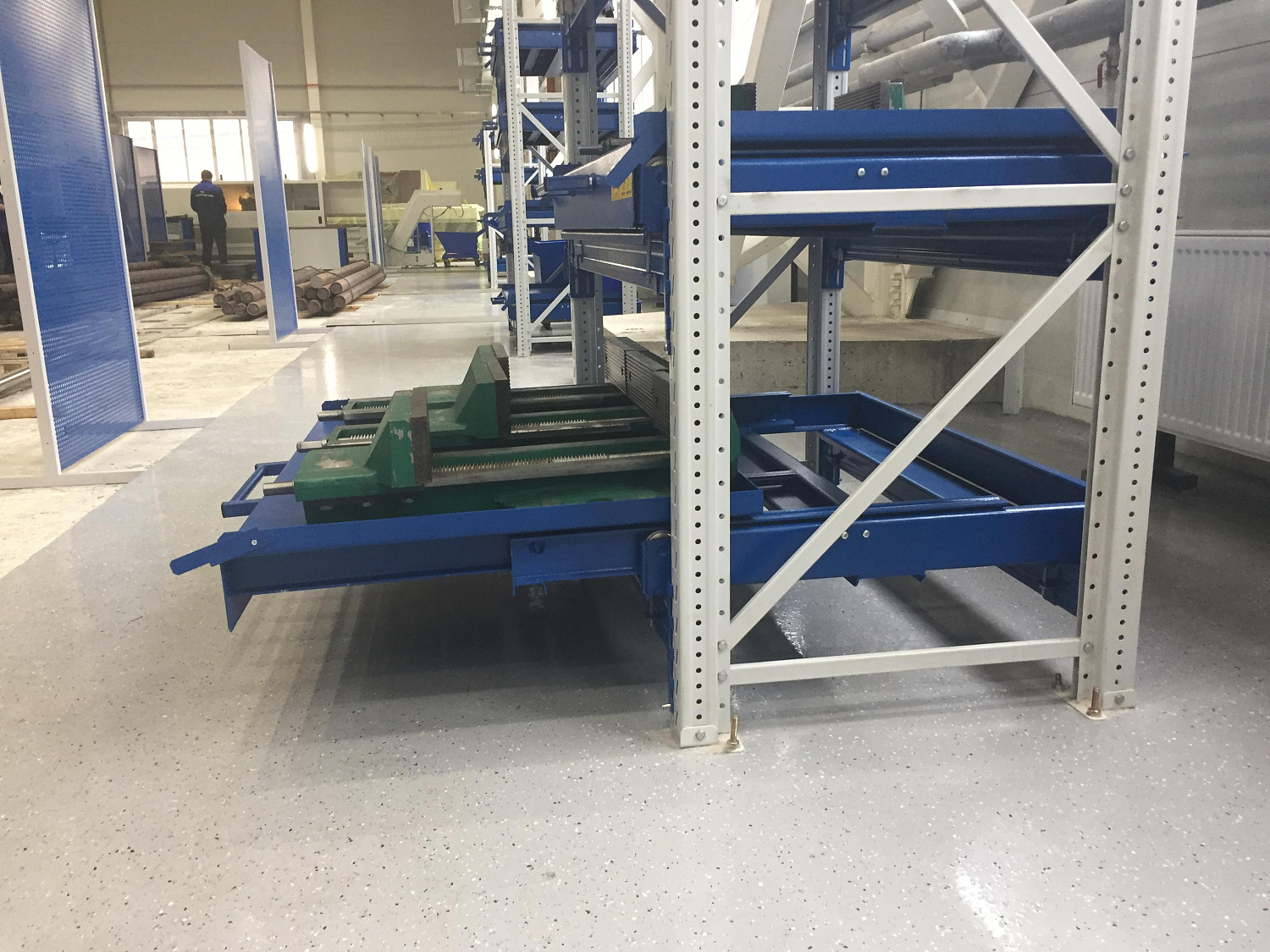 ER-00031113 Стеллаж с выкатными платформами S-HEAVY 1000/900 (4 яруса хранения)